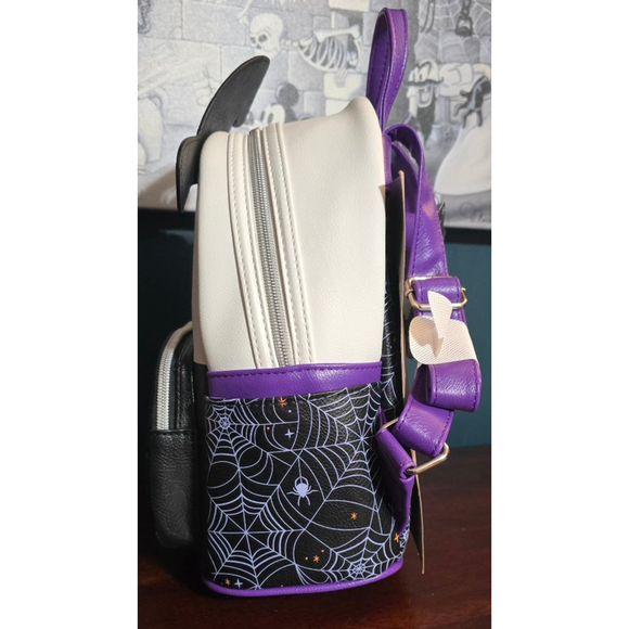 2022 Loungefly Disney Daisy Duck Halloween Witch Backpack - Picture 8 of 10